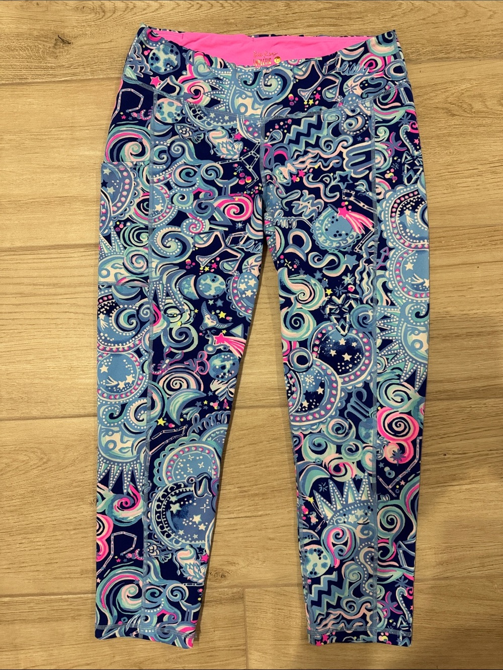 Lilly Pulitzer Weekender Midi Leggings in Lapis Lazuli Cosmic Kismet Size L